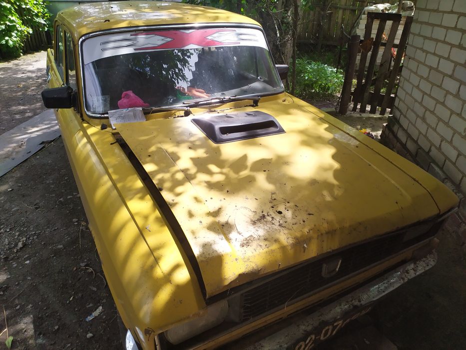 авто Москвич 2140