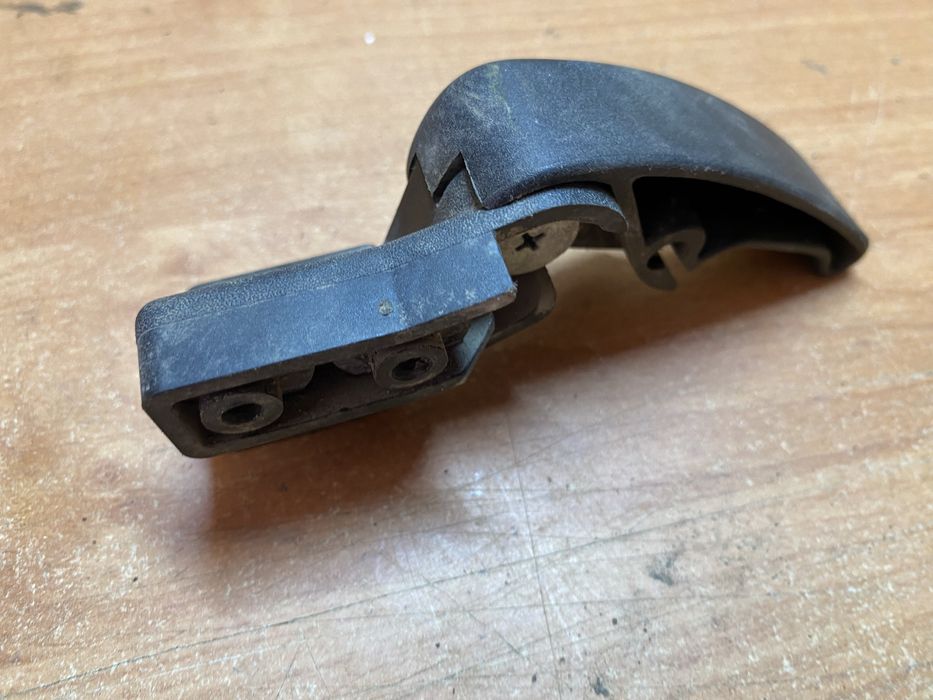 Ручка открывания капота для Volkswagen Golf 3.