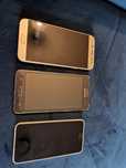 2 samsungi 1 nokia