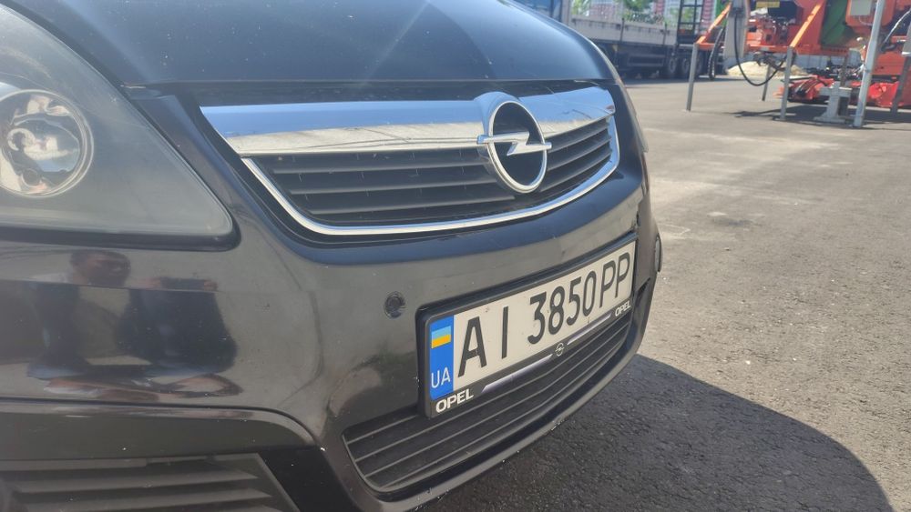 Opel Zafira B 2006 дизель