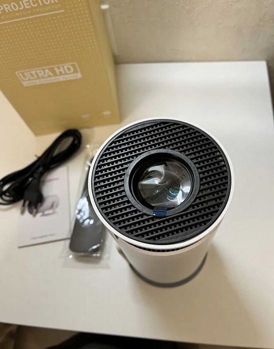 Смарт Проектор 4K, Android 11, WiFi 5G, Домашній кінотеатр