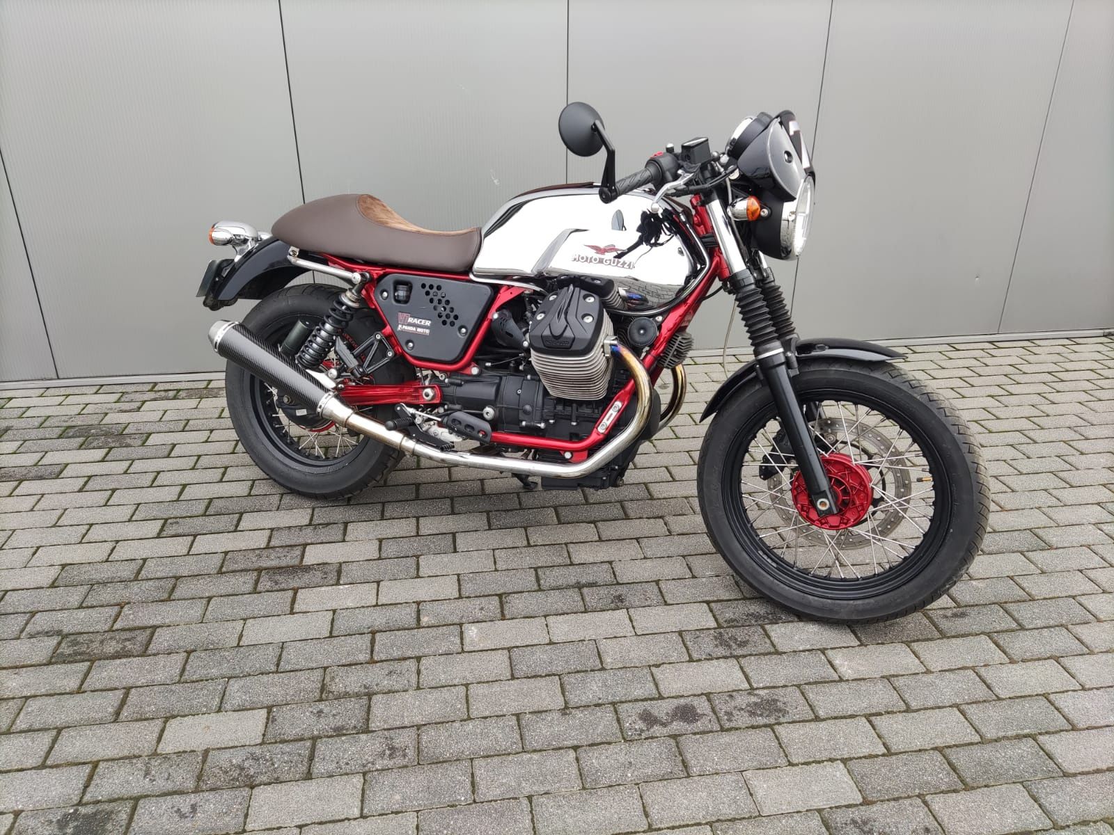 Moto Guzzi V7 Stone Racing