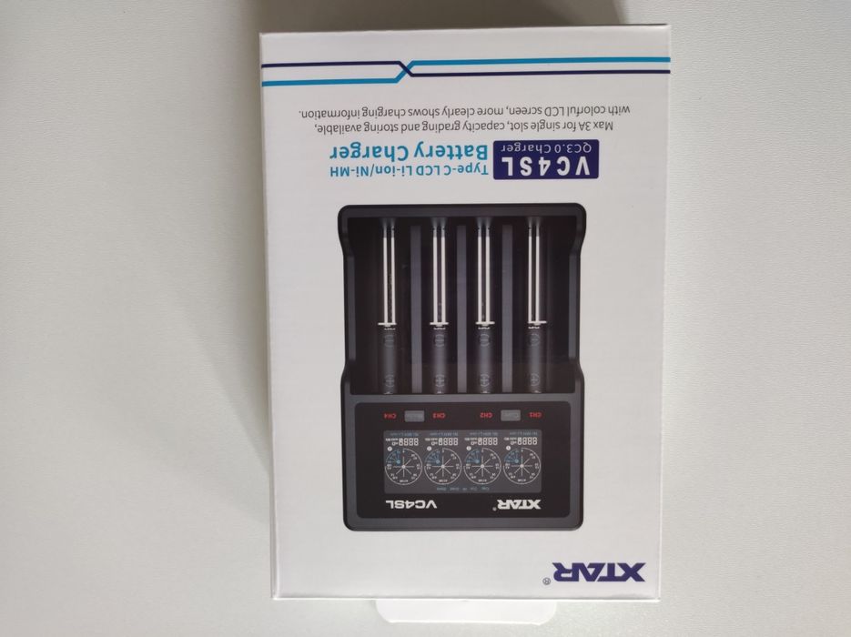 XTAR VC4SL зарядний пристрій LiIon