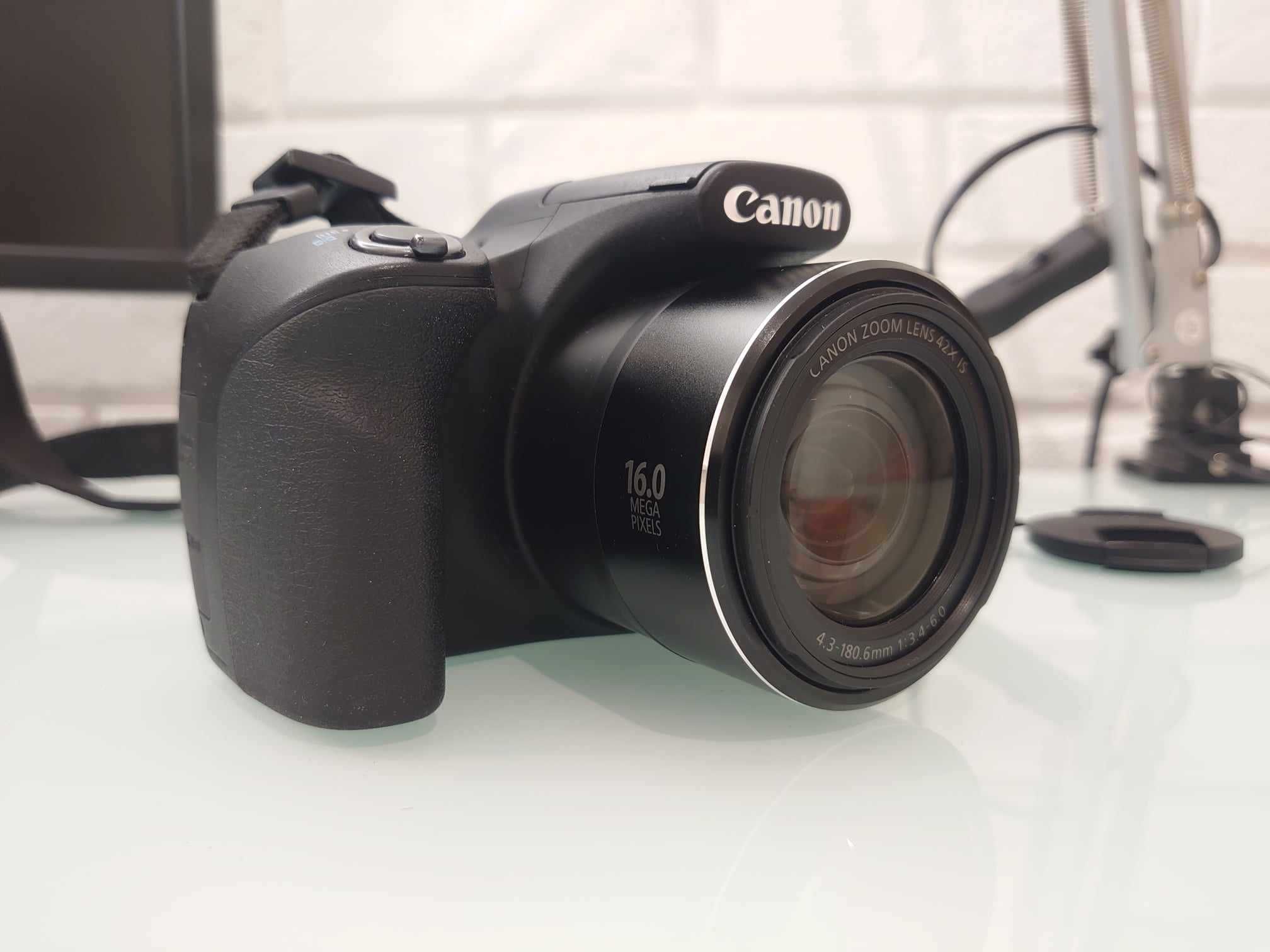 Kompaktowy Aparat Canon PowerShot SX520 HS Czarny