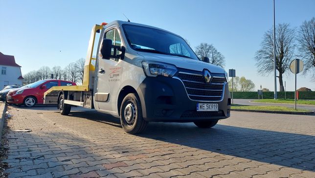 Nowy Renault Master autolaweta laweta bus Słubice