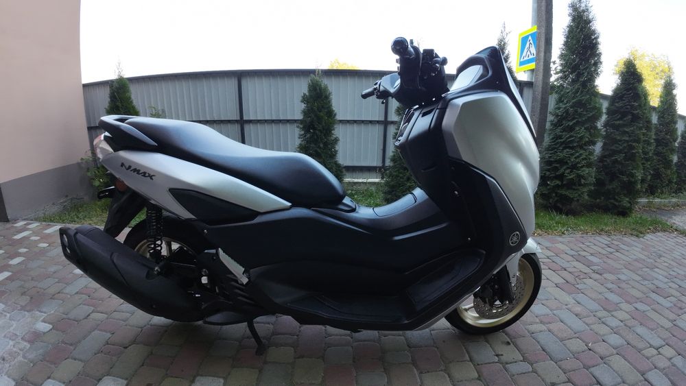 Yamaha n-max 125cc 2021p