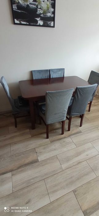 Stół rozkładany z 6 krzesłami + pokrowce gratis