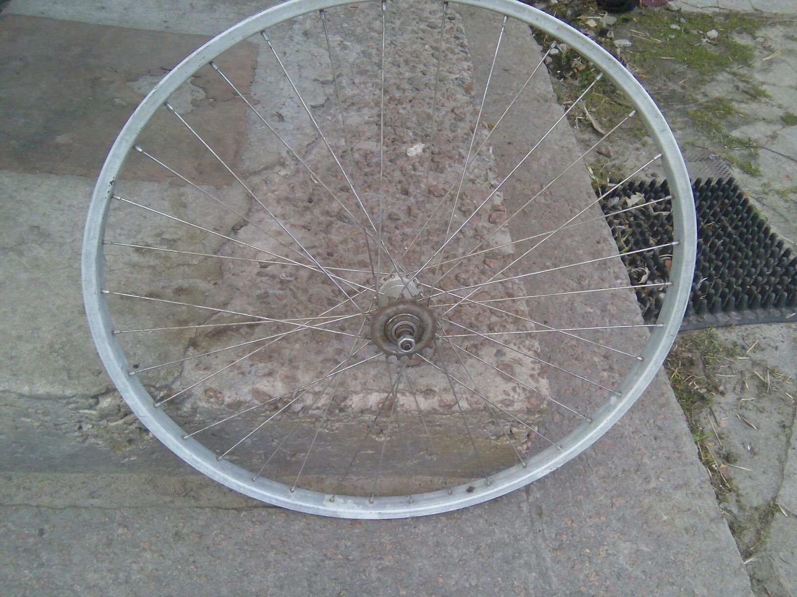 Заднее колесо на велосипед Украина сделано в СССР