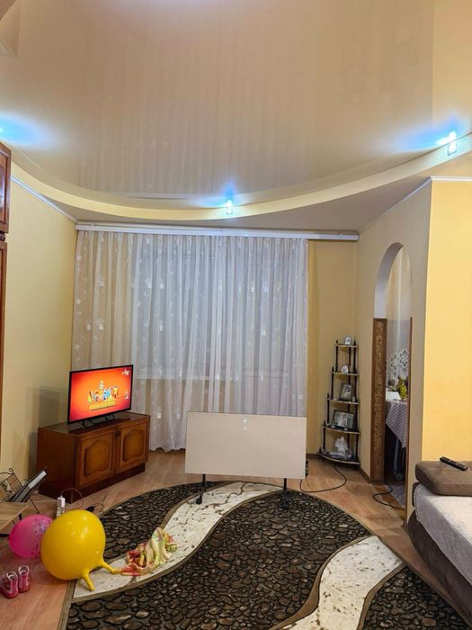 Продаж 2-х кім район центру