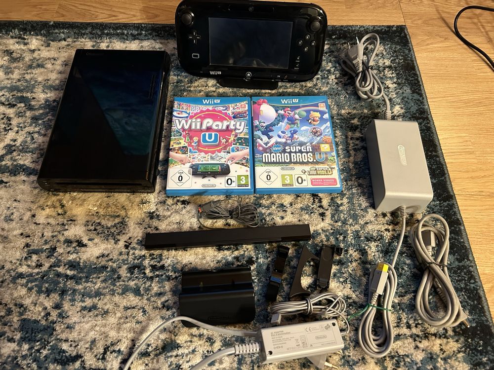 Nintendo WiiU Premium 32GB