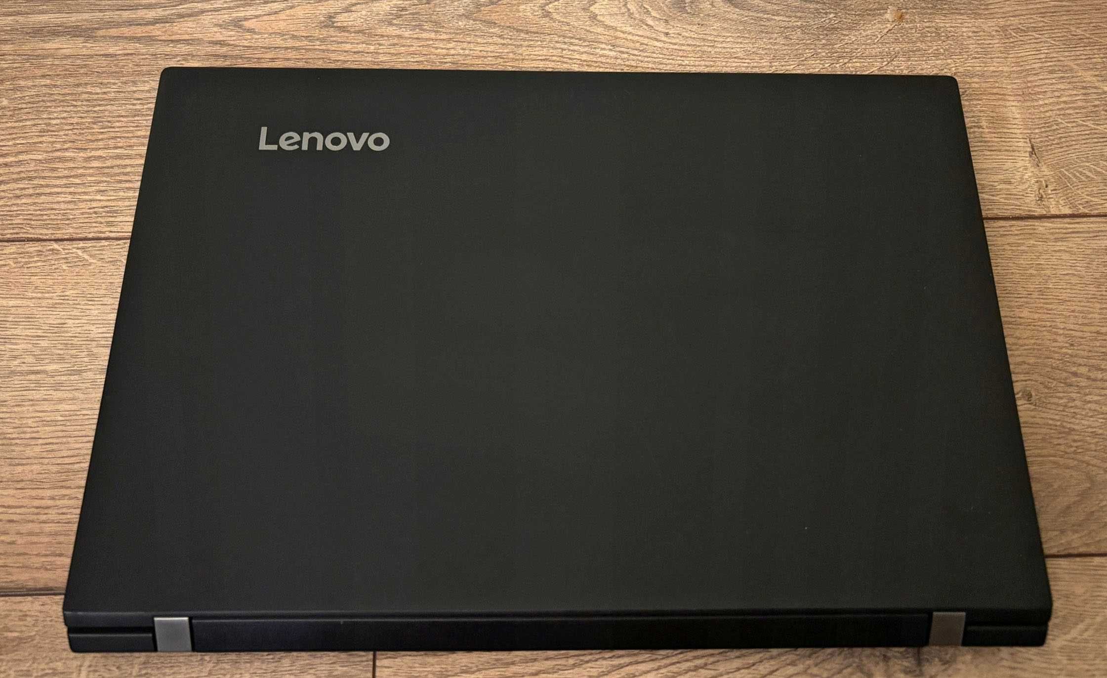 Ноутбук Lenovo V510-15IKB по запчастинам.