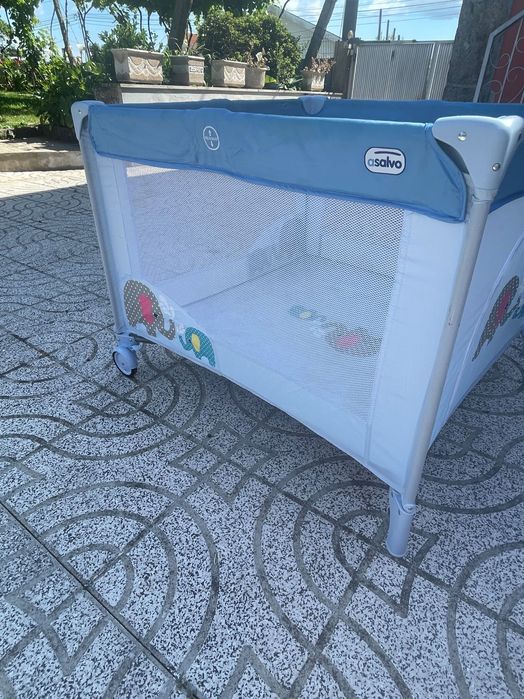 Parque infantil/cama viagem asalvo