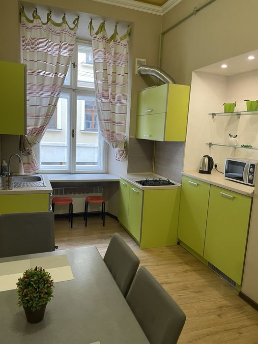 Здається квартира подобово