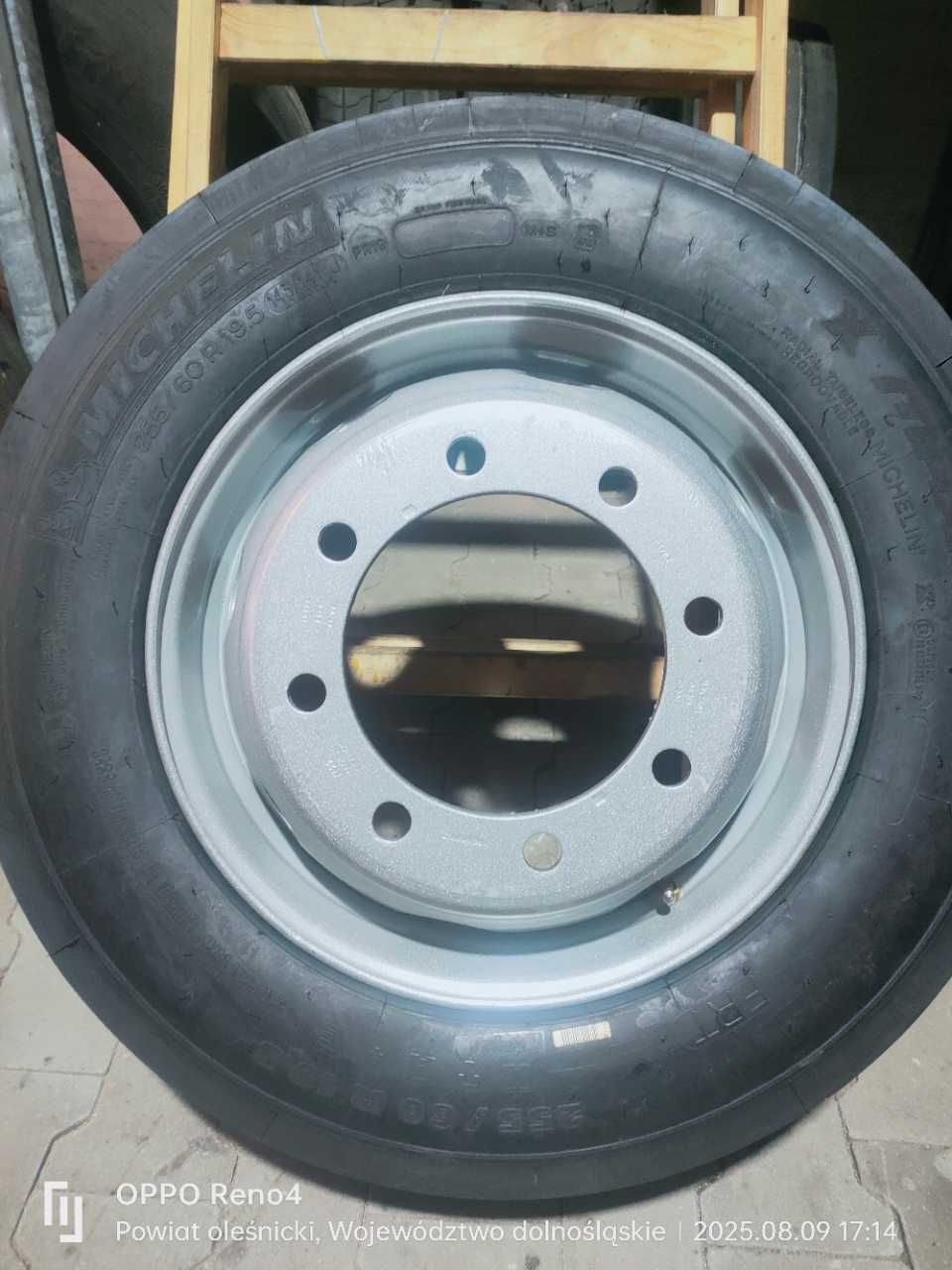Koło Michelin Maxitrailer nowe do przyczepy Lohr 255/60R19,5 J