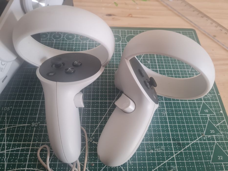 Oculus Quest 2 + accesorios