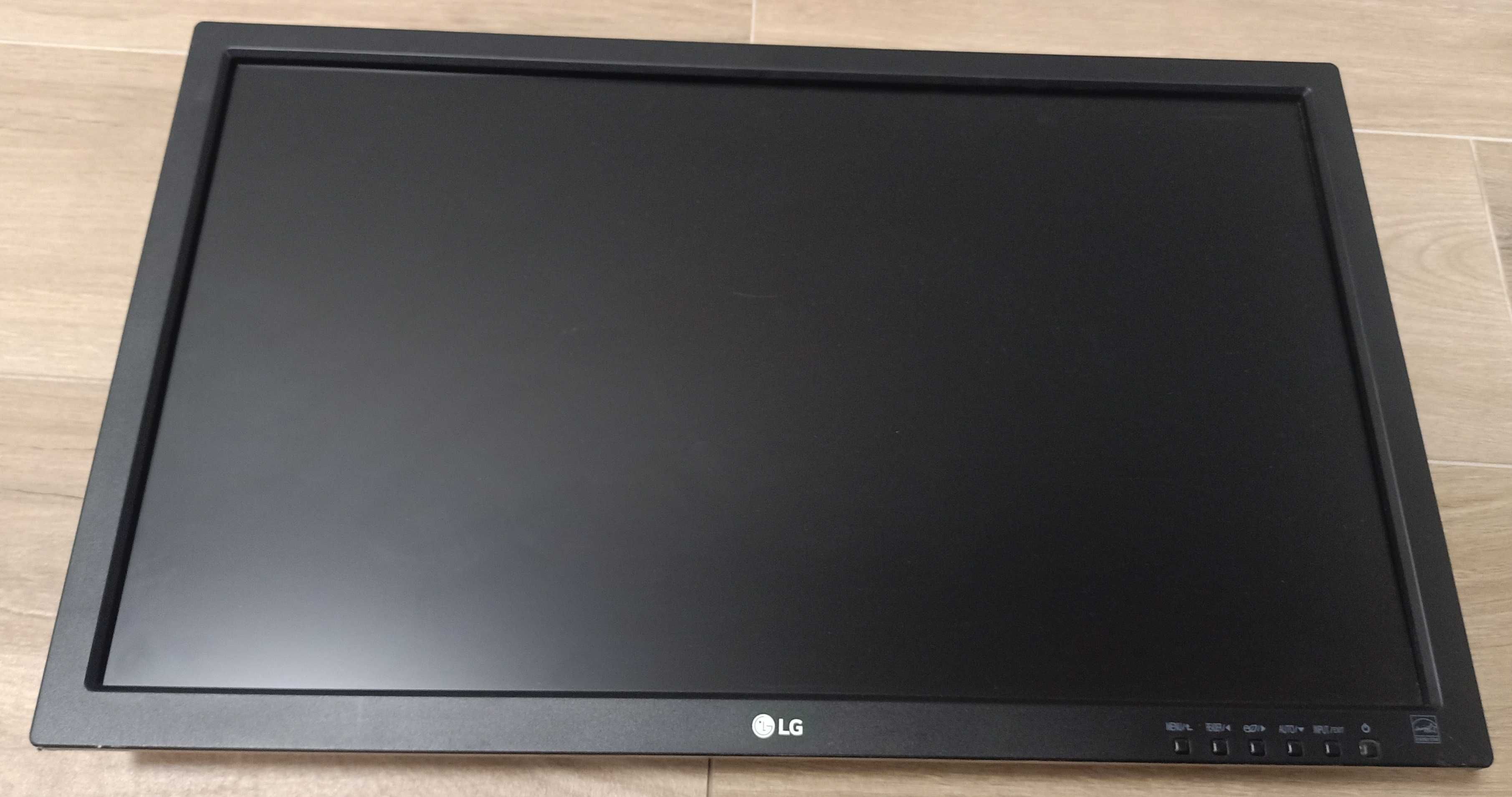 Monitor LG 24MB35PM-B ~ 24" CALE ~ 1920x1080 ~ DVI ~ D-SUB / na czesci