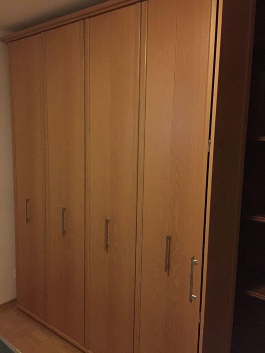 Німецька стінка в передпокої або спальню
