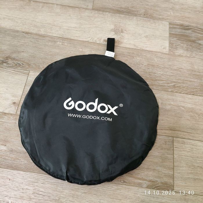 Продам Відбивач Godox 110 см (золото/срібло).