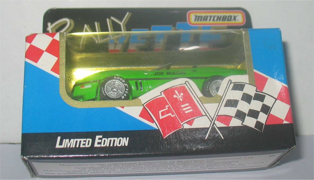 Matchbox - 87 Chevrolet Corvette Convertible - Rally Vette- Series One