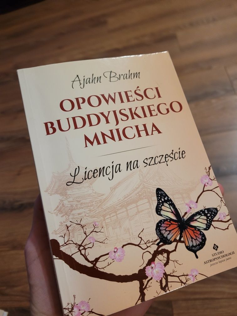 Książka opowieści buddyjskiego mnicha
