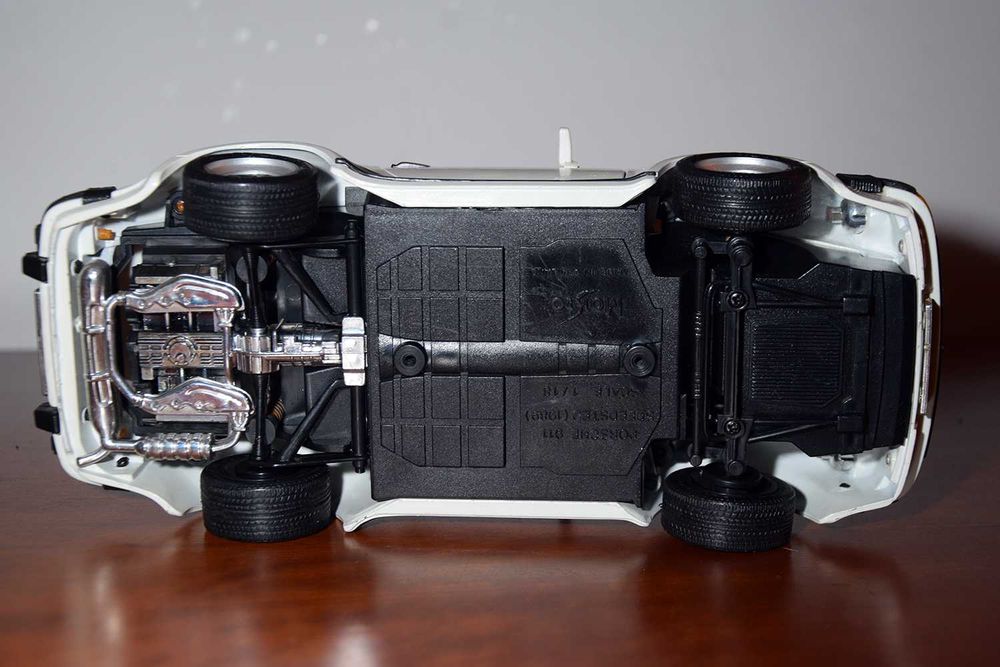 Porsche 911 Maisto 1/18