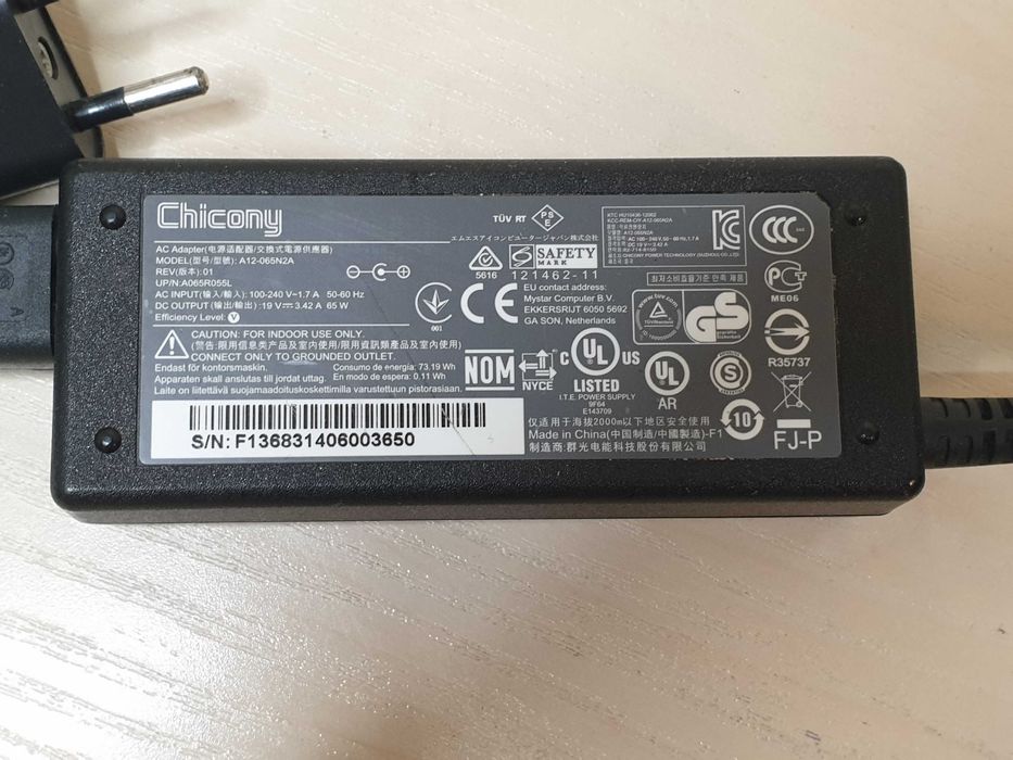 Chicony Acer 65W блок живлення 19V 3.42A / Зарядка неробоча