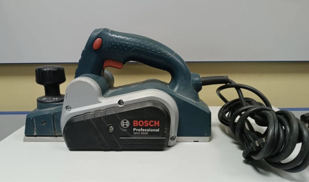 Рубанок  Bosch gho 6500 как новый