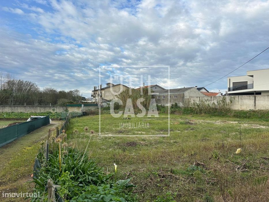 Terreno para construção em Apúlia c/1319m²