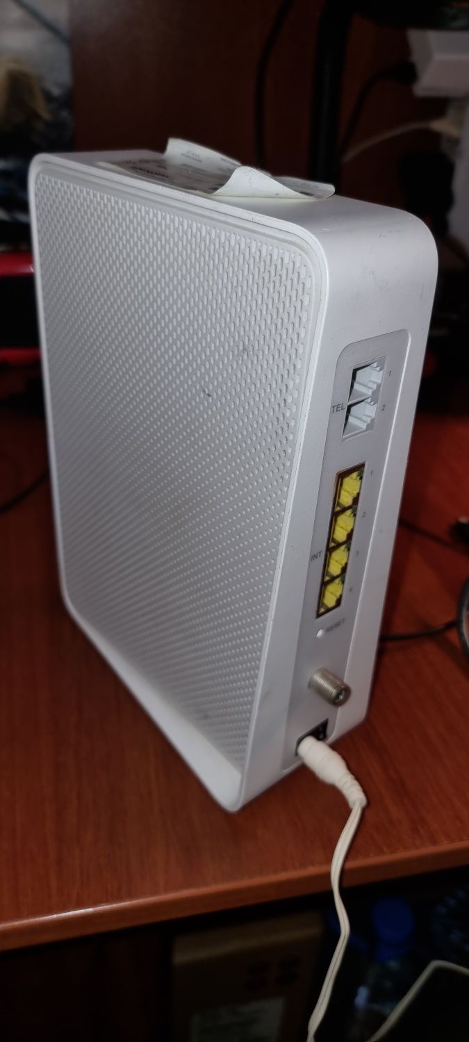 DOCSIS3.0 роутер ZIGGO TG2492LG-ZG