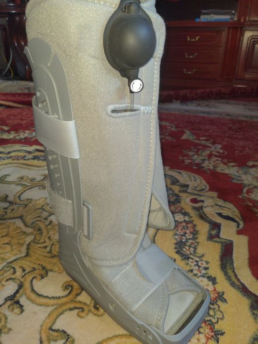 Ортопедичний Чобіт Ортез MEDI CAL protect.cat walker