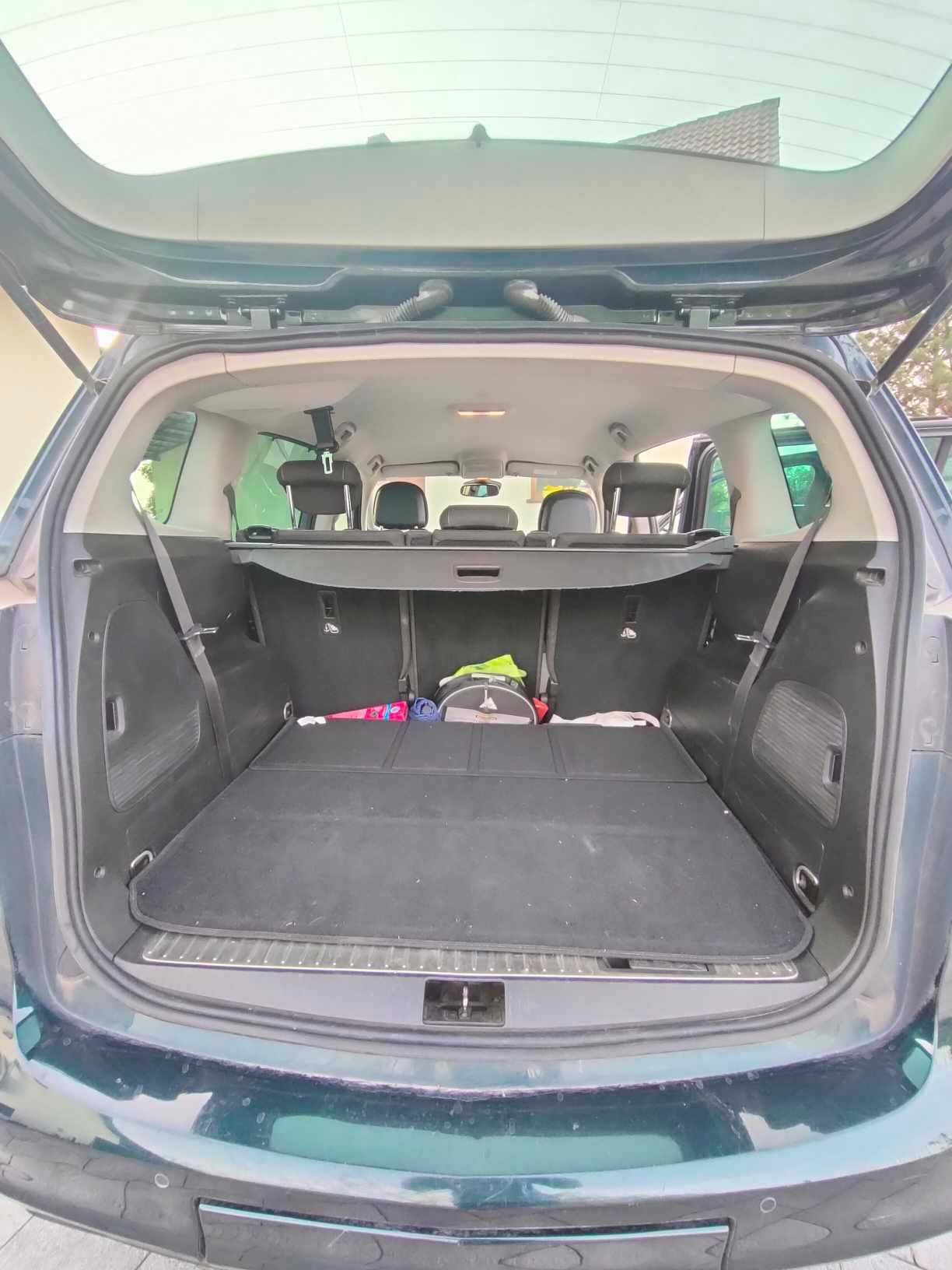 OPEL ZAFIRA Tourer 7osobowy 2.0 CDTI z 2014 roku, bagażnik rowerowy