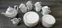 Deserowy komplet porcelanowy na 12 osób - Siegfried Heinrich - idealny