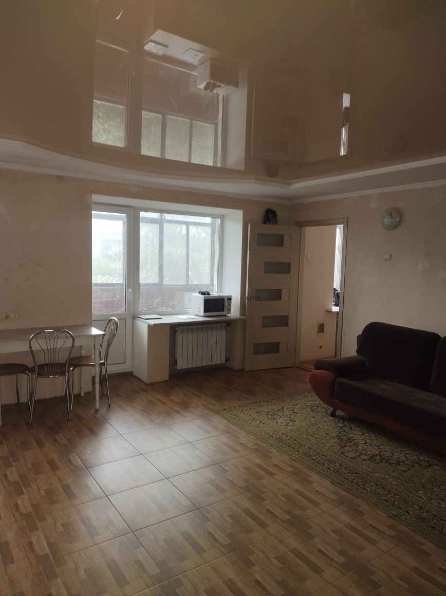 Трёхкомнатная квартира возле Славутич Арена.Стадион.80кв.м.Студия.