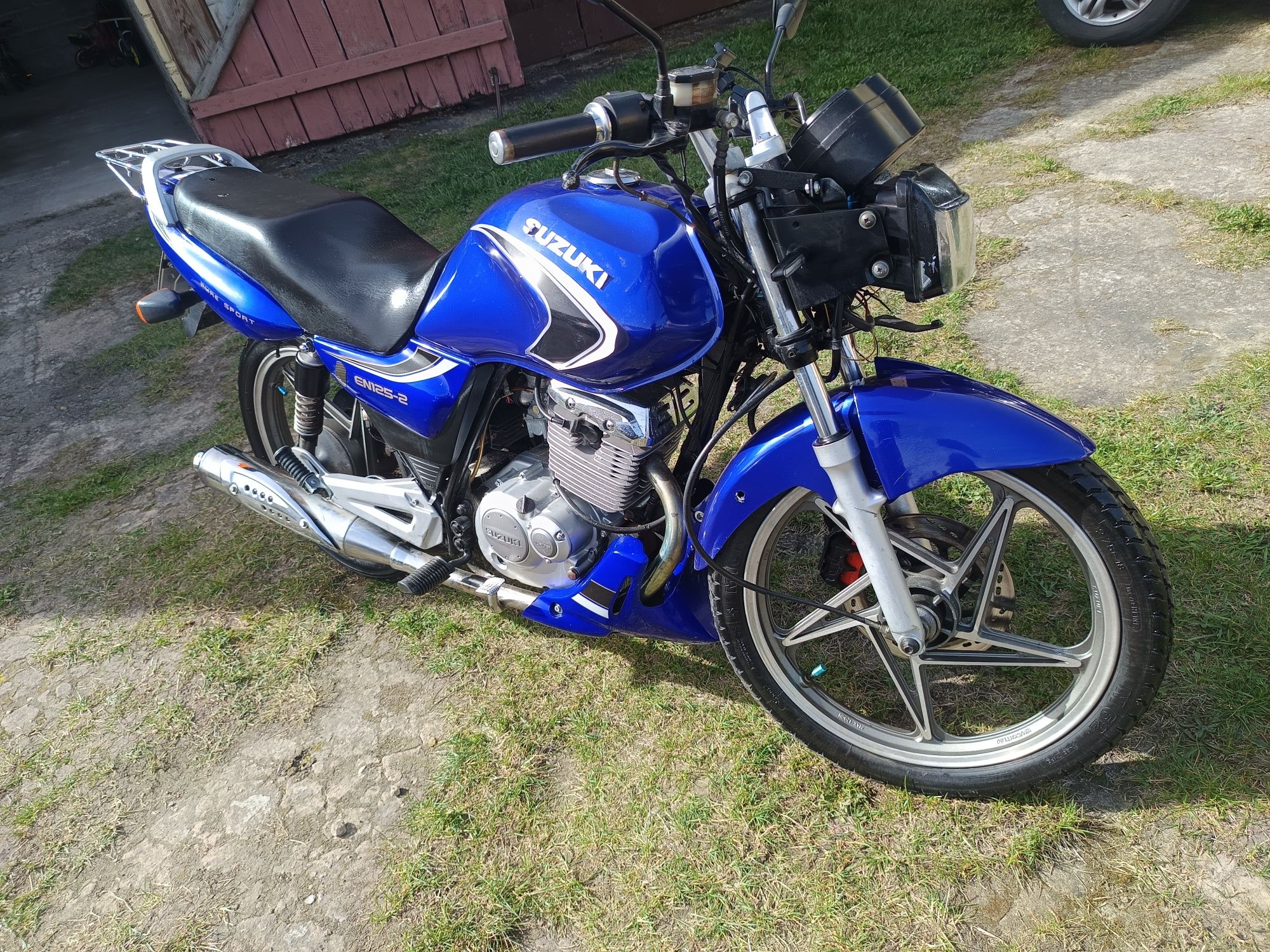 Suzuki EN125 na kat B