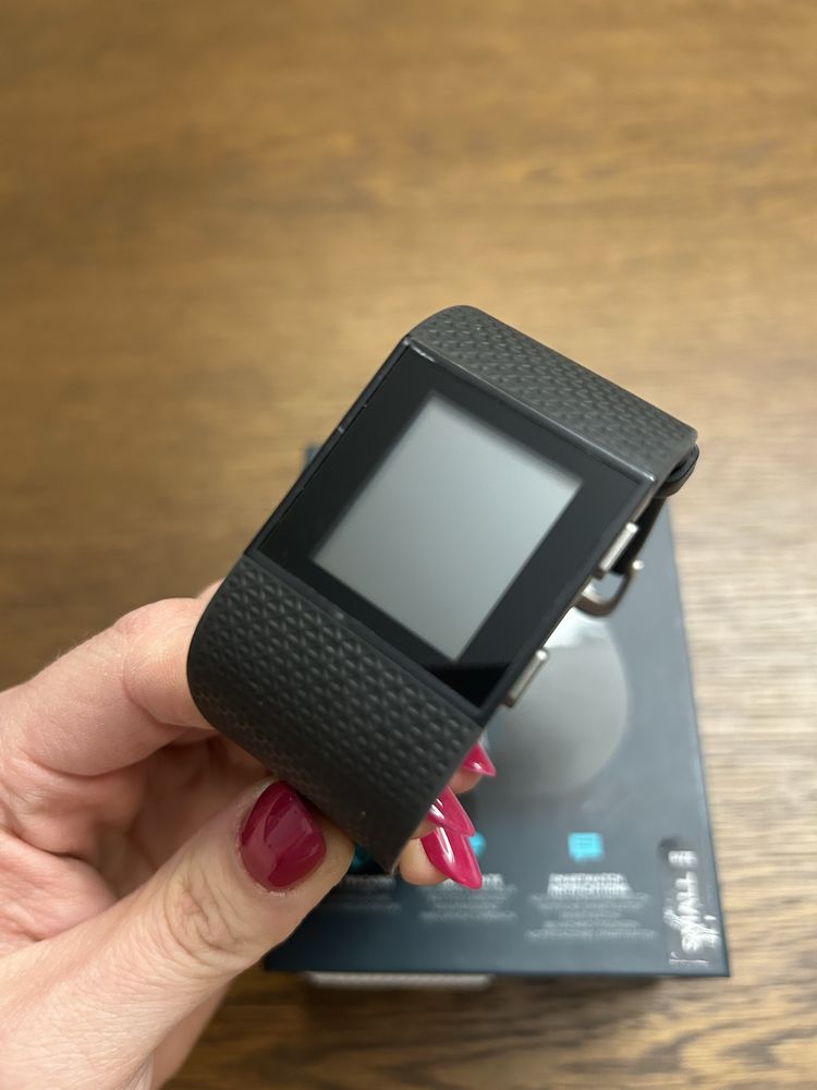 Zegarek sportowy Fitbit surge