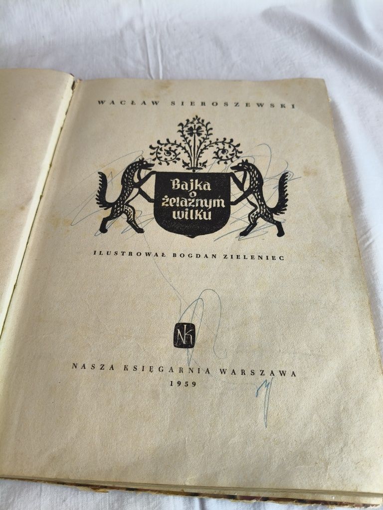 Stara Książka dla dzieci bajka o żelaznym wilku 41
