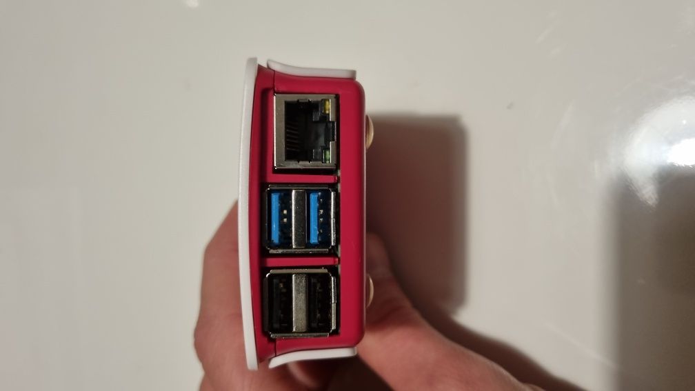 Raspberry Pi 4 model B 2GB