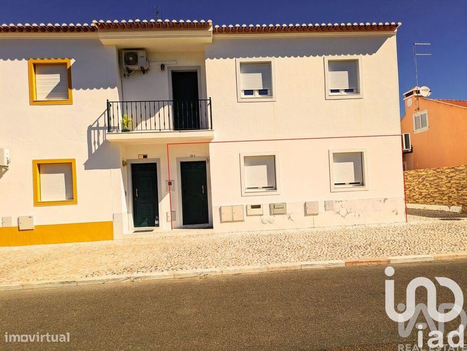 Moradia térrea T3 em Rio de Moinhos de 106 m2