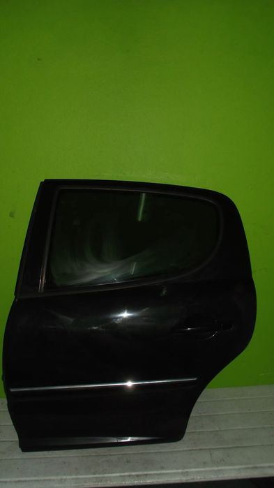 Porta Trás Esquerda Peugeot 207 - 2009 / 2023
