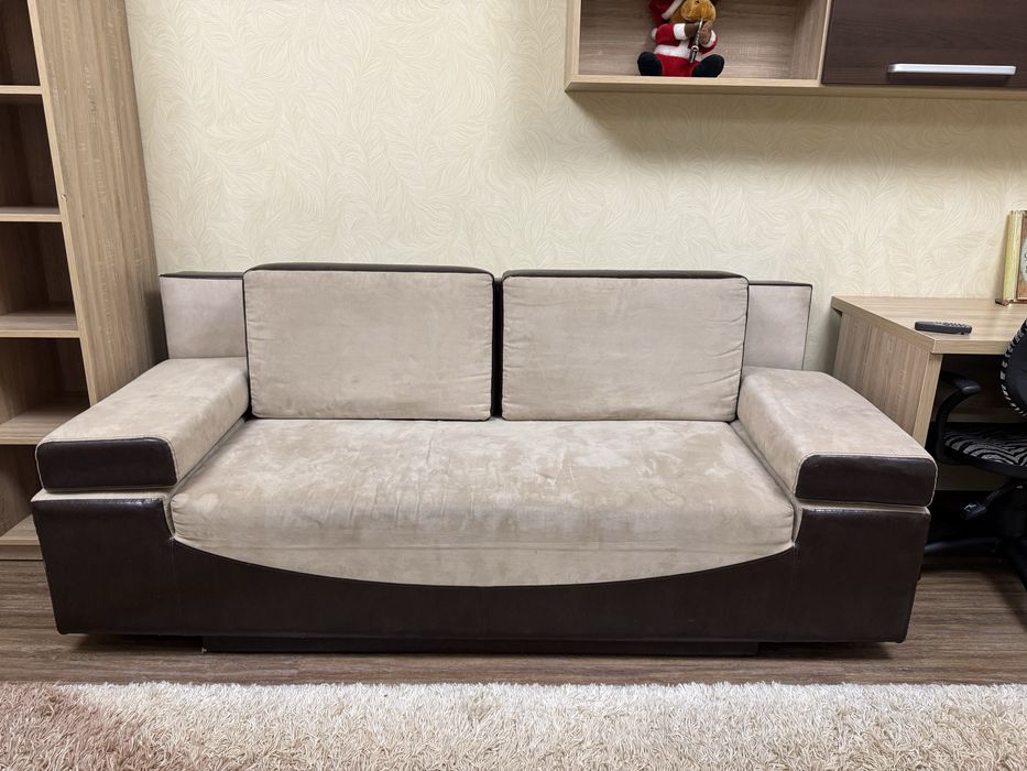 Продам розкладний диван