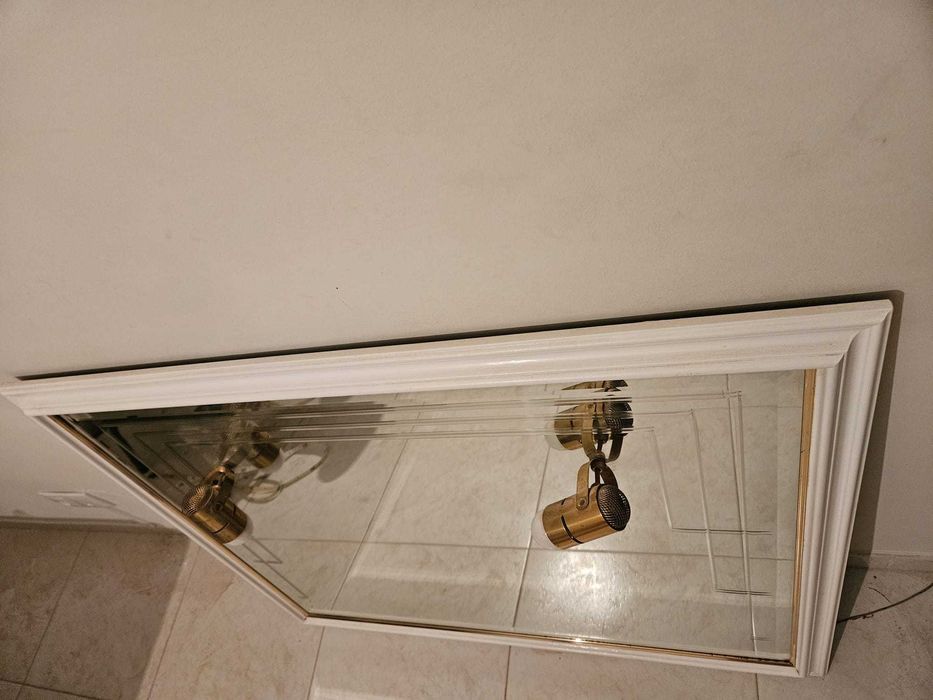 Espelho WC com dois focos de luz