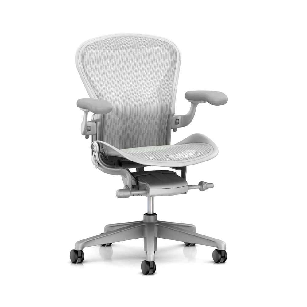 Крісло Herman Miller Aeron B (чорне/сіре)