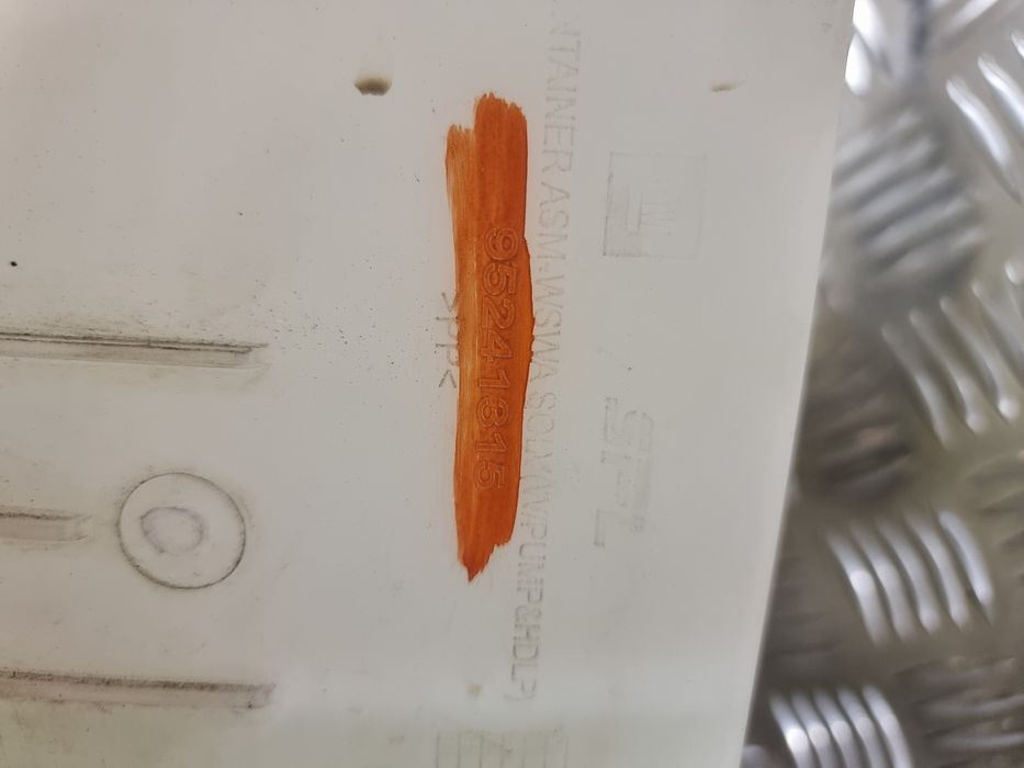 Zbiornik zbiorniczek płynu spryskiwaczy xenon Opel mokka