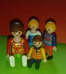 Дружна сім'я Playmobil