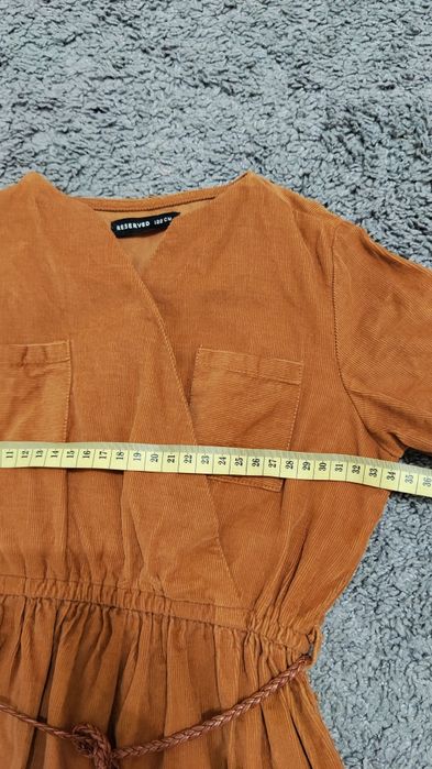 Sukienka dla dziewczynki r.122 Reserved