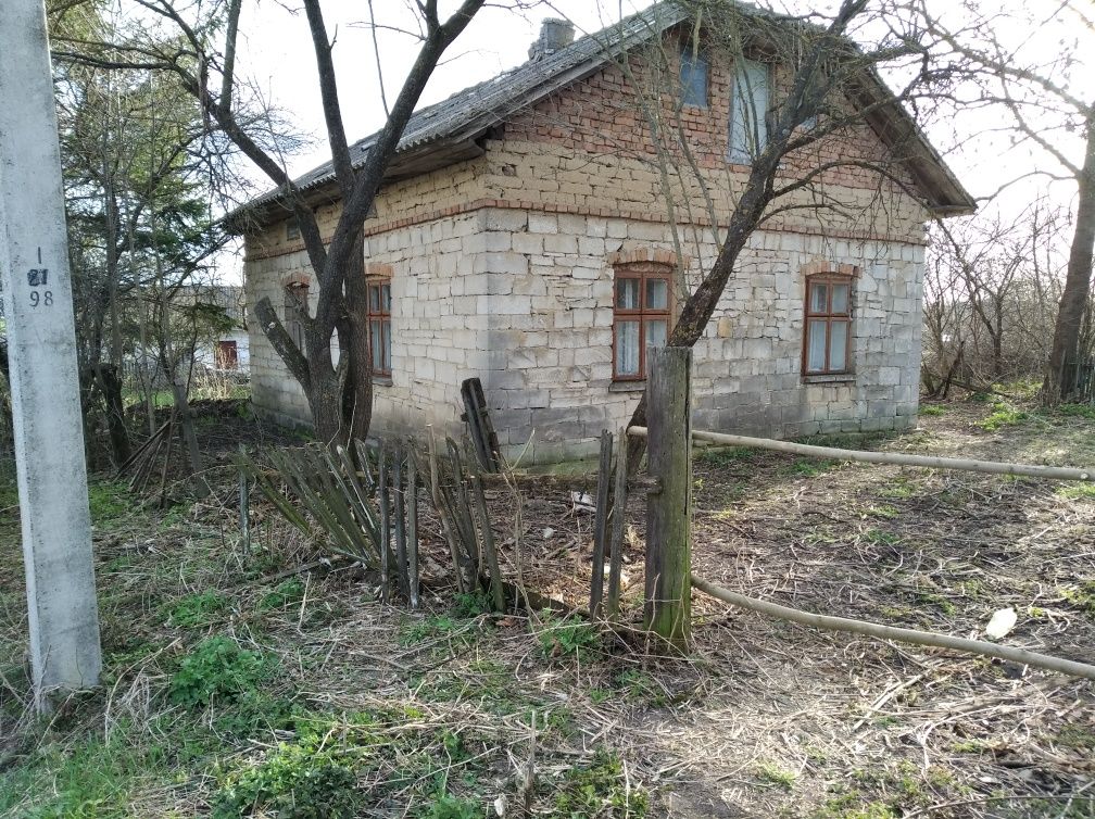 Продам хату в селі підволочиського р н.