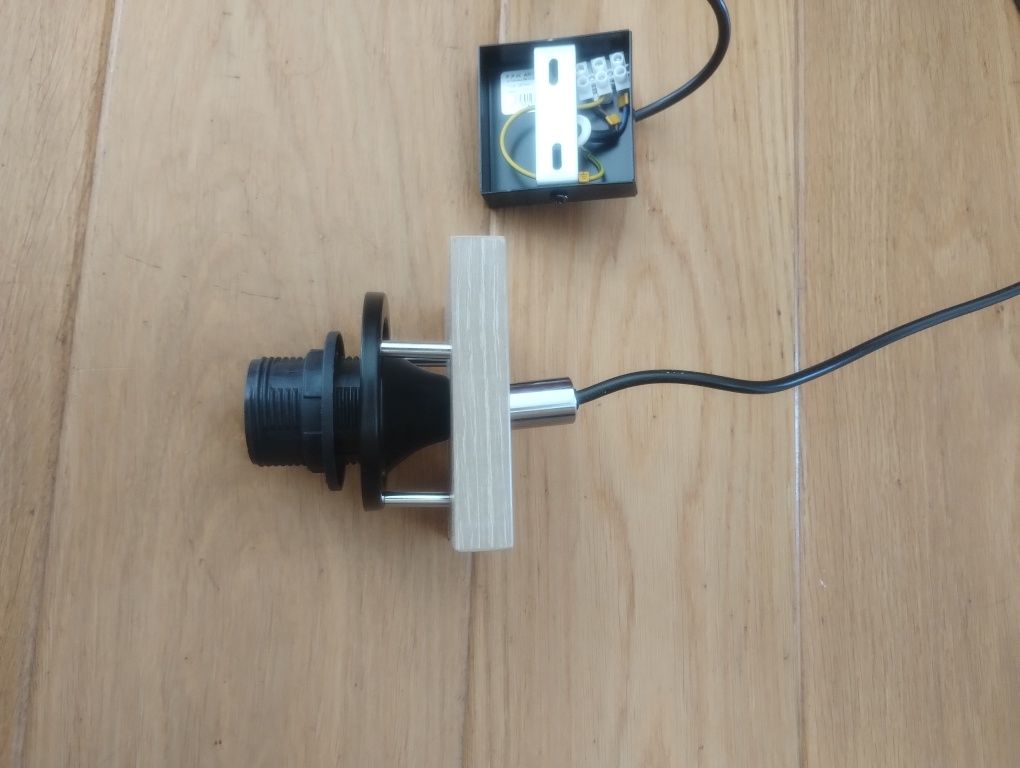 Zwis do lampy wiszącej max.15Watt, E27