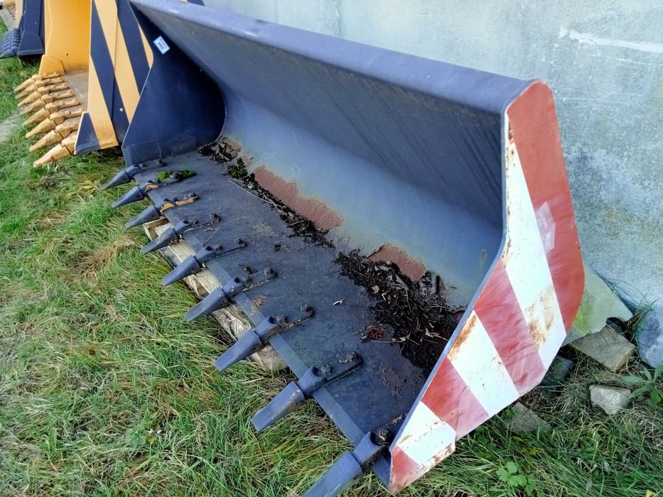 Łyżka do ładowarki HSW/