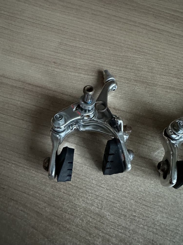 Hamulce szosowe komplet ( shimano campagnolo )