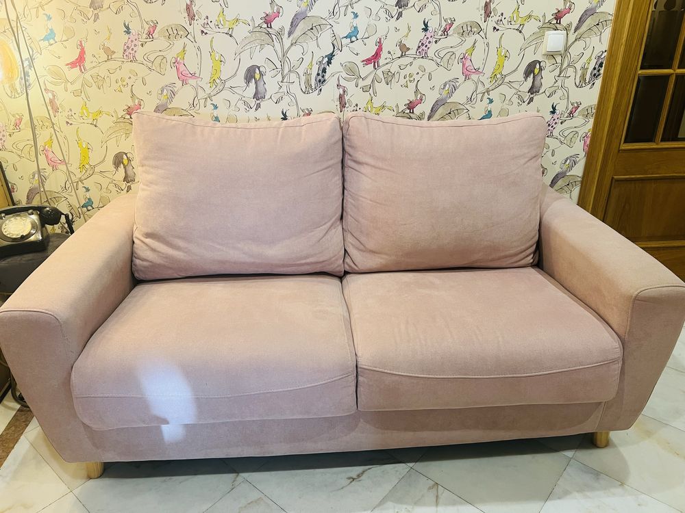 Sofa rosa 3 lugares